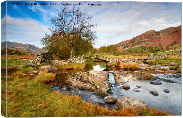Slater's Bridge in the Lake District Canvas Print by Helen Hotson