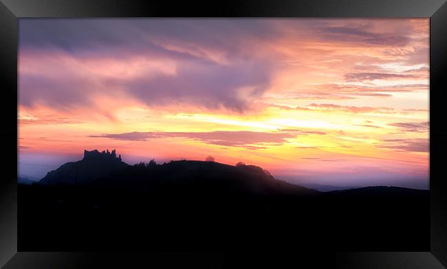 Dramatic sunset at Carreg Cennen Castle  Framed Print by Leighton Collins