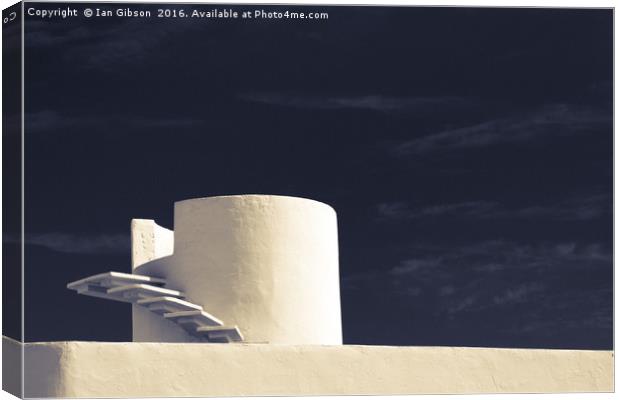 Lifeguard watch tower in Valencia, Spain Canvas Print by Ian Gibson