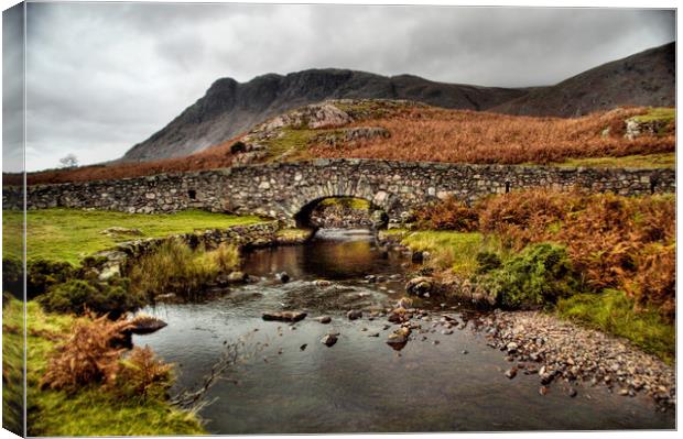 Wastwater Lake District Canvas Print by Sarah Couzens