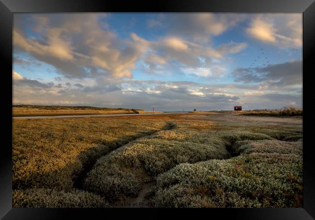 Towards the End of the Day - Rye Harbour, E. Susse Framed Print by Tony Sharp LRPS CPAGB