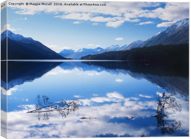 South Mavora Lake, Southland, New Zealand Canvas Print by Maggie McCall