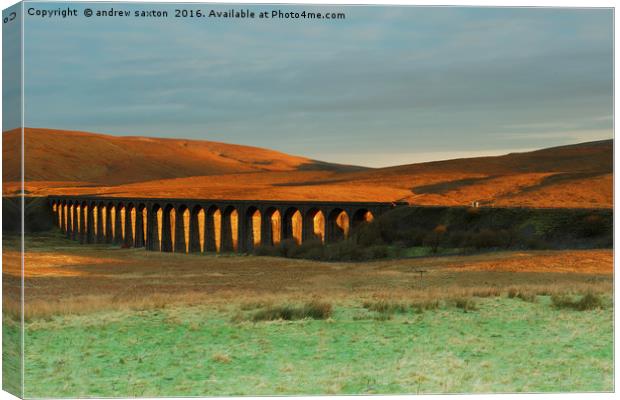 RIBBLEHEAD SUN RISE Canvas Print by andrew saxton