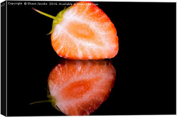Strawberry reflection  Canvas Print by Shaun Jacobs