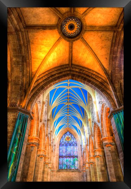 St Giles Cathedral Edinburgh Framed Print by David Pyatt