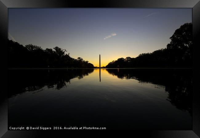 Dawn at the Washington Monument Framed Print by David Siggers