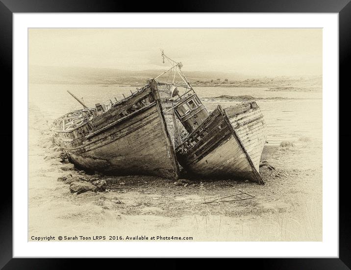 Shipwrecks on the Isle of Mull Framed Mounted Print by Sarah Toon LRPS