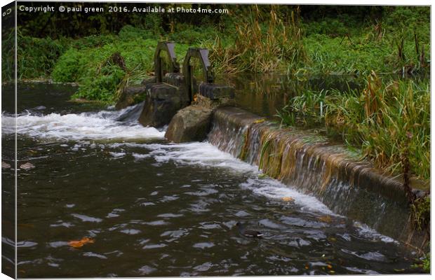 Overflowing weir Canvas Print by paul green