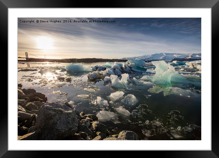Jökulsárlón Ice lagoon in Southeast Iceland Framed Mounted Print by Steve Hughes
