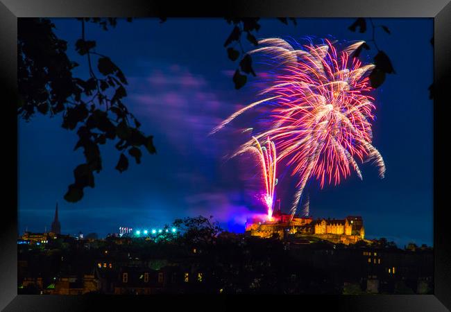 Fireworks above Edinburgh Castle, Hogmanay 2015. Framed Print by Kevin Livingstone