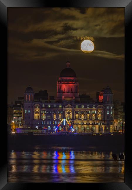 Liverpool supermoon +1 day Framed Print by Rob Lester