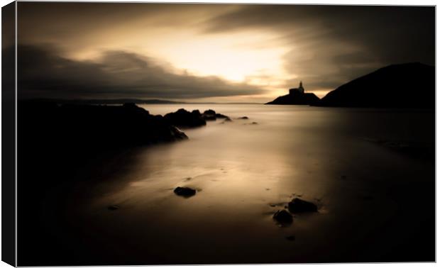 Winter morning at Mumbles lighthouse Canvas Print by Leighton Collins