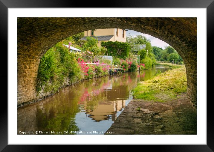 Monmouth and Brecon Canal. Framed Mounted Print by Richard Morgan