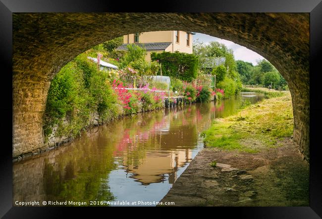Monmouth and Brecon Canal. Framed Print by Richard Morgan