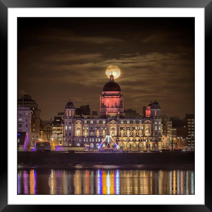 Liverpool supermoon with reflections Framed Mounted Print by Rob Lester