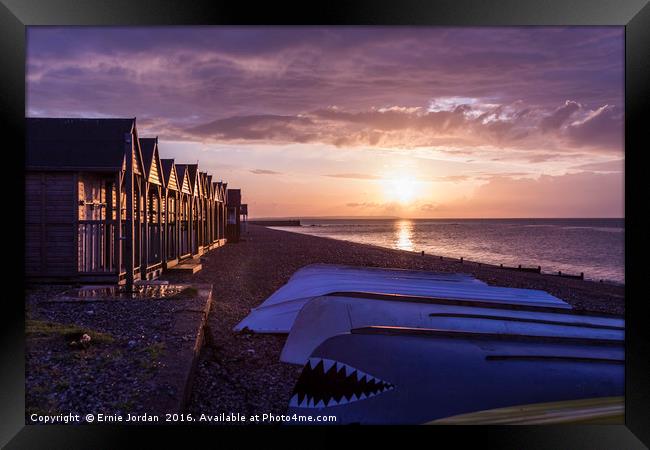 Herne Bay sunset. Framed Print by Ernie Jordan