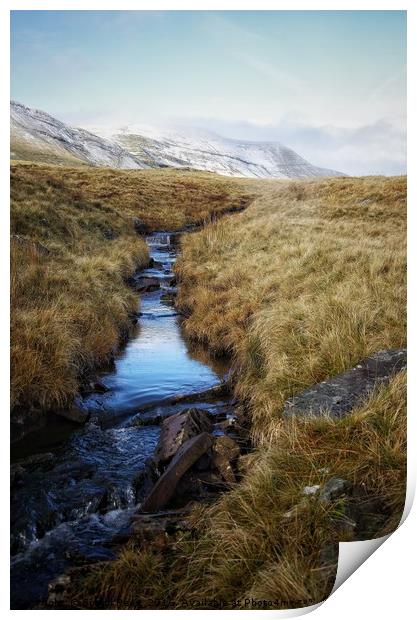 On route to Llyn Y Fan Fach  Print by Simon Rees