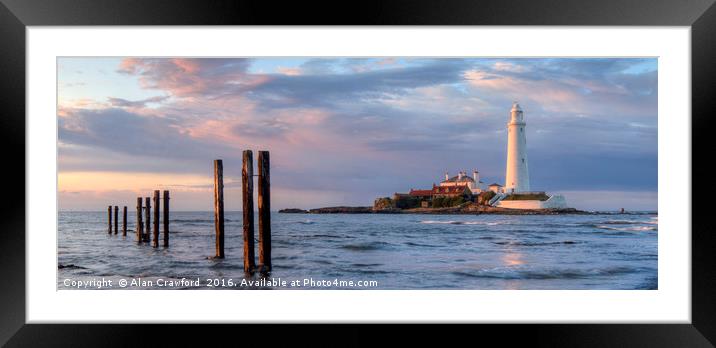 Lighthouse at St. Mary's Island, Tynemouth Framed Mounted Print by Alan Crawford