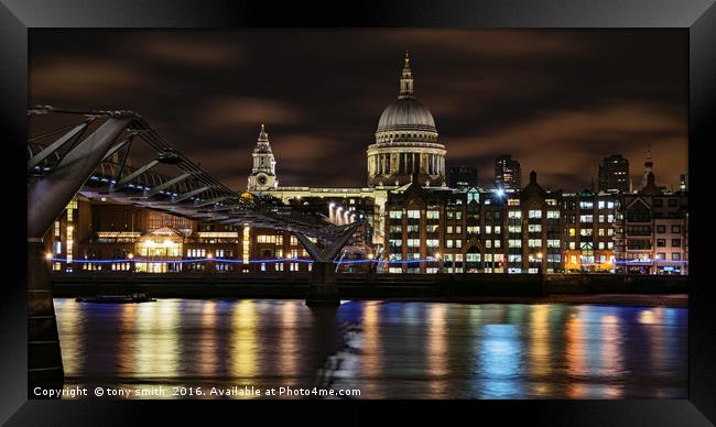 Millennium Bridge leading to St Paul's  Framed Print by tony smith