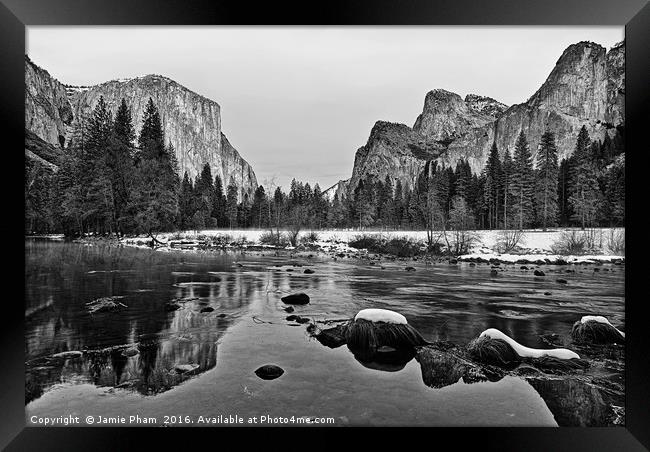 Dramatic view of Yosemite Valley. Framed Print by Jamie Pham
