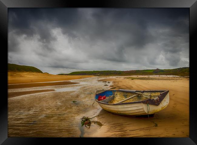The Storm at Aberffraw. Framed Print by Colin Allen