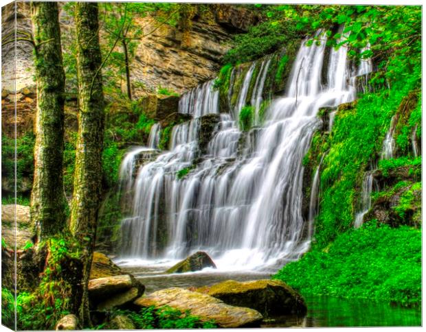 A wide soft waterfall  Canvas Print by HQ Photo