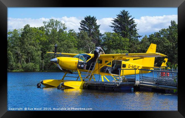 cessna seaplane refueling Framed Print by Sue Wood