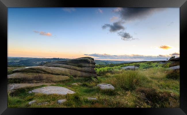 Peak District  Framed Print by chris smith