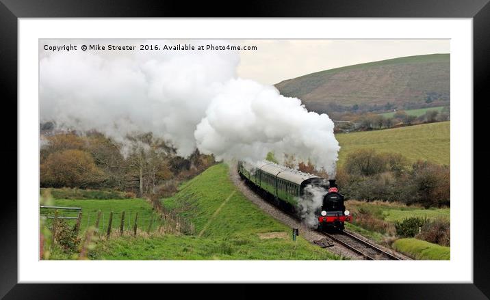 Santa Special Framed Mounted Print by Mike Streeter