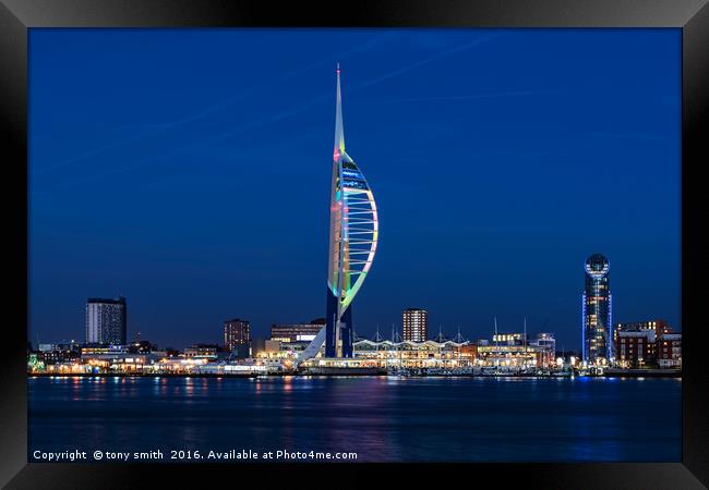 The Spinnaker Tower, Portsmouth  Framed Print by tony smith