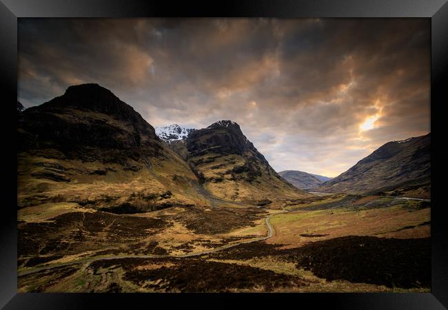 Glencoe   Framed Print by chris smith