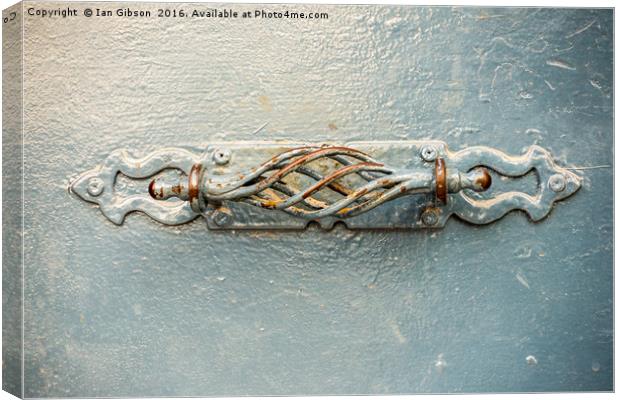 Blue metal handle Canvas Print by Ian Gibson
