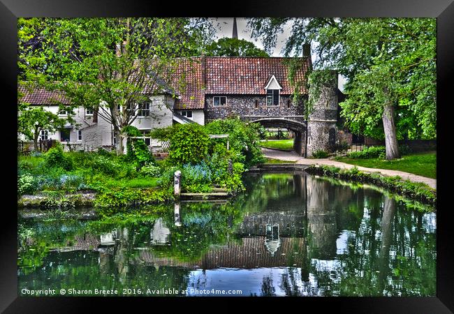 Pull's Ferry Norwich Framed Print by Sharon Breeze