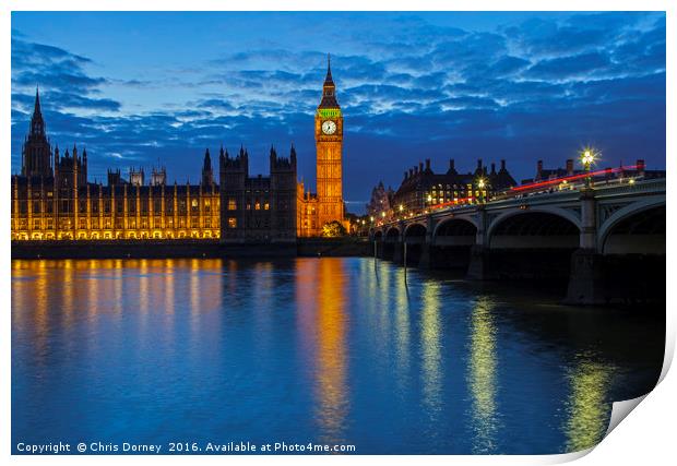 Houses of Parliament in London Print by Chris Dorney