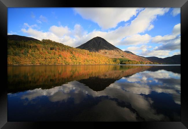 Reflections in  Crummock Water Framed Print by Linda Lyon