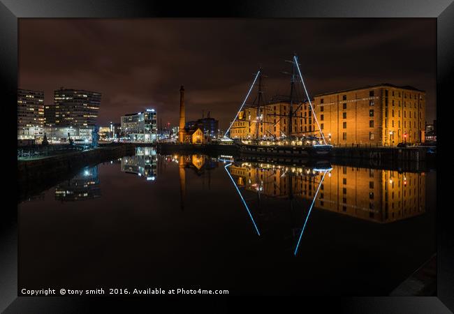 The Pumphouse, Liverpool Docks Framed Print by tony smith