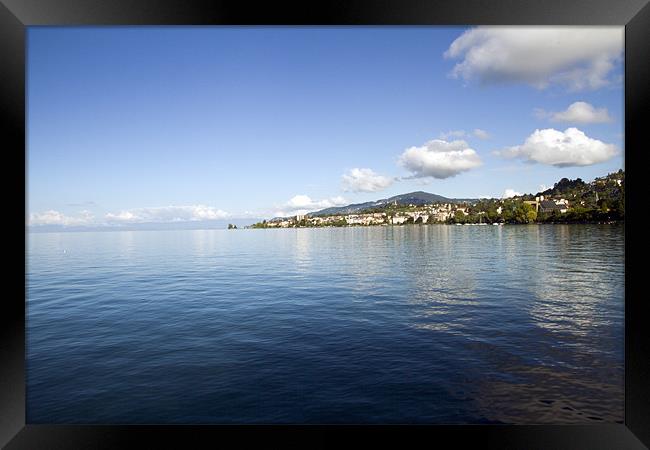 Lake Geneva Framed Print by les tobin