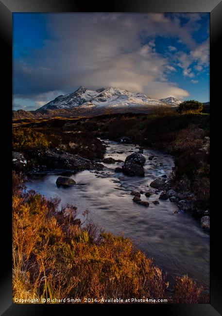Snow capped Black Cuillin hills Framed Print by Richard Smith