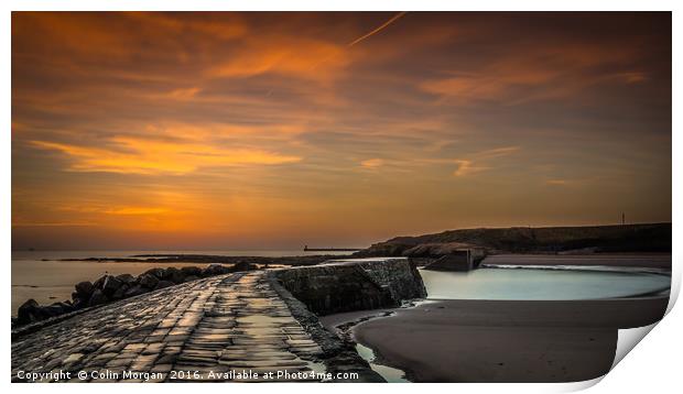 Sunrise at Cullercoats Bay, North Tyneside, Englan Print by Colin Morgan