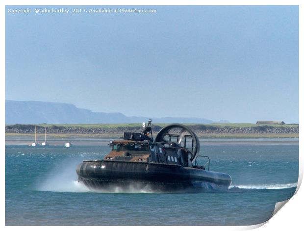 Royal Marines Hovercraft on the River Taw North De Print by john hartley