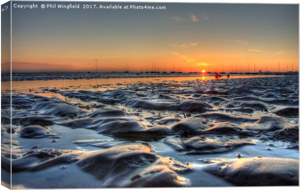 Southend Seascape Canvas Print by Phil Wingfield