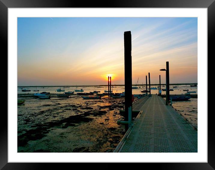 Sunsetting over the Jetty Framed Mounted Print by Linda Rampling