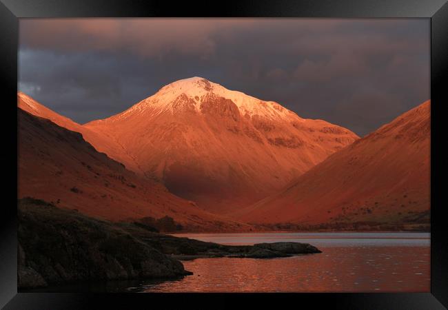 Great Gable Wastwater Framed Print by Linda Lyon