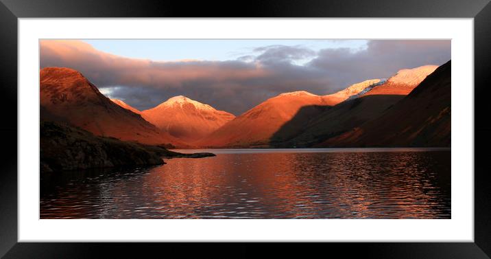 Sunset at Wastwater Framed Mounted Print by Linda Lyon