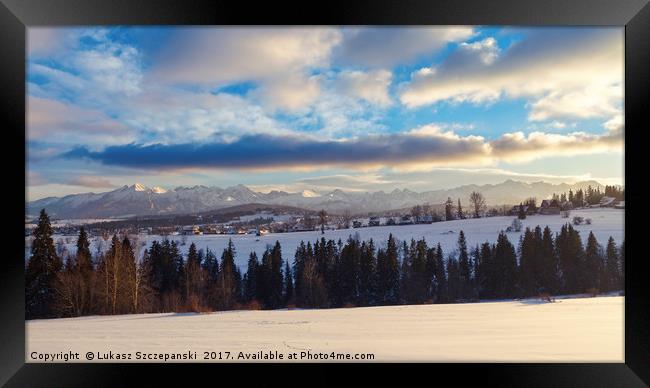 Winter mountain panorama Framed Print by Łukasz Szczepański