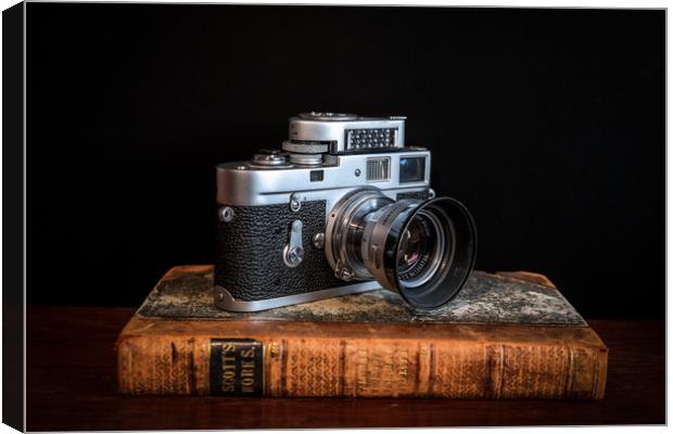 Leica M2 and Summicron 50 f2 Canvas Print by Robin East