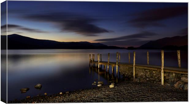 Late evening at Derwent Water Canvas Print by Richard Pike