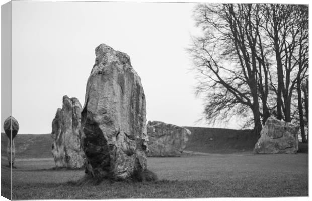 standing stones Canvas Print by kevin murch