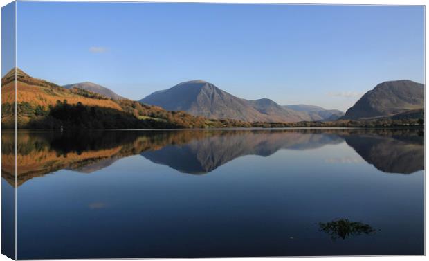 Loweswater reflections Canvas Print by Linda Lyon