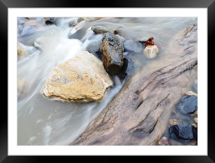 slow flow! Framed Mounted Print by Will Black